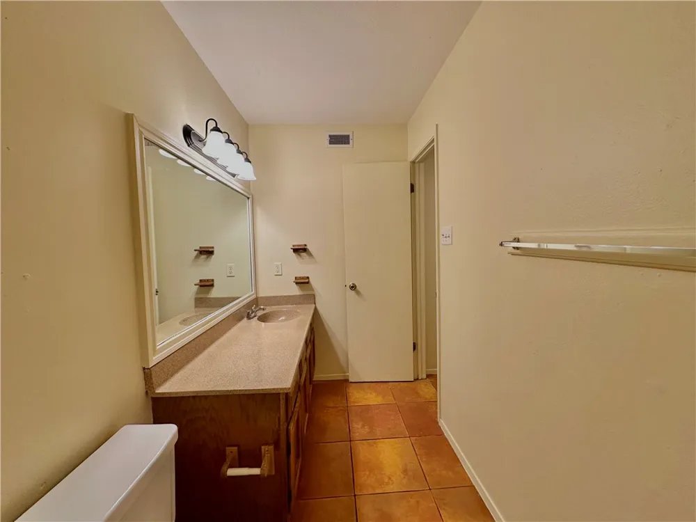 7202 Mansions Drive #E3 Corpus Christi, TX 78414
