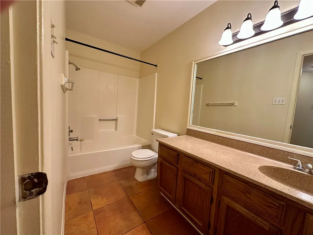 7202 Mansions Drive #E3 Corpus Christi, TX 78414
