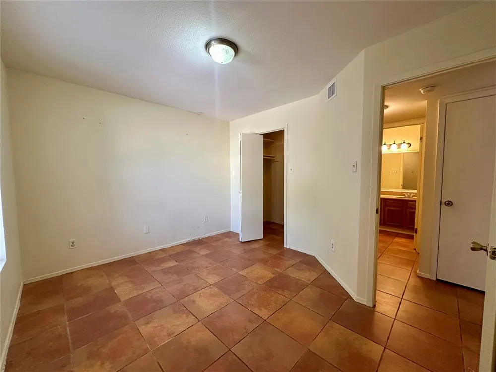 7202 Mansions Drive #E3 Corpus Christi, TX 78414