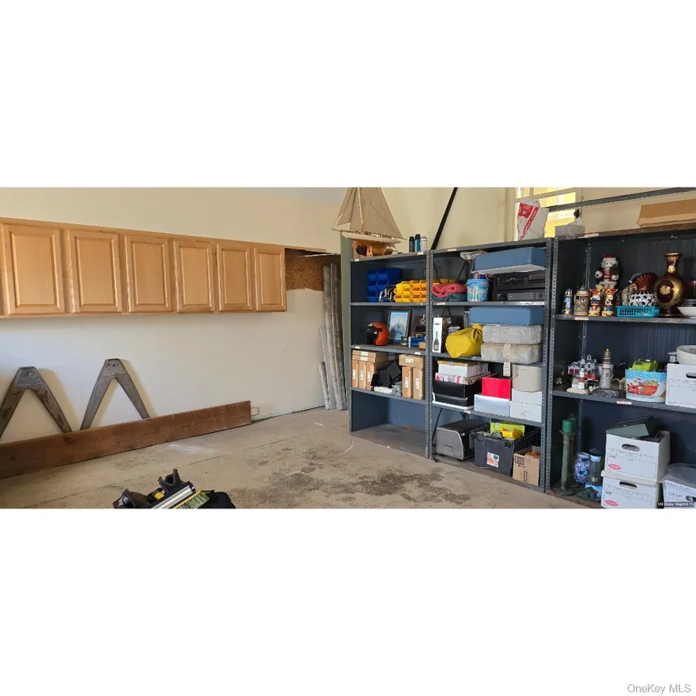 169 Bixley Heath Lynbrook, NY 11563