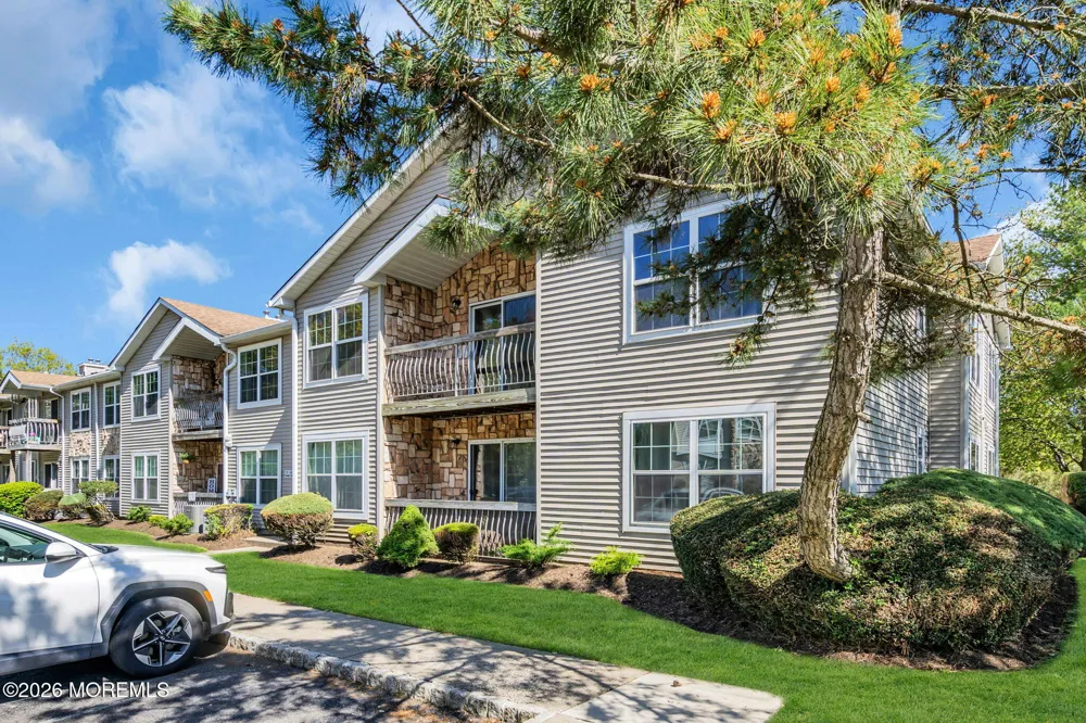 80 Diane Drive Tinton Falls, NJ 07753