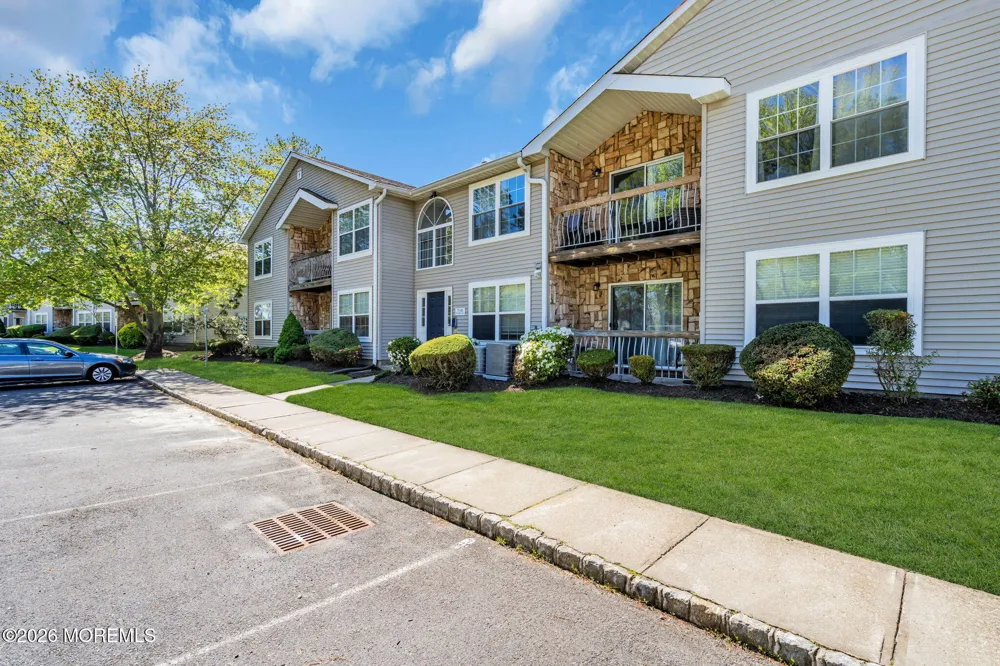80 Diane Drive Tinton Falls, NJ 07753