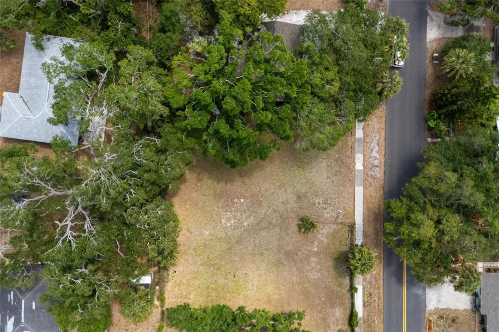 1207 34TH STREET Sarasota, FL 34234
