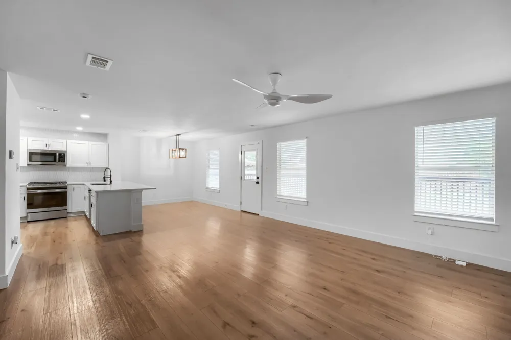 6708 Panda Royle Drive Del Valle, TX 78617