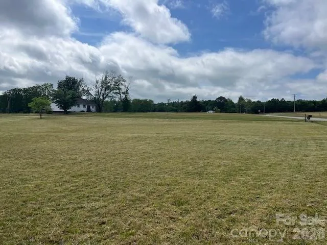 304 Floyd Blackwell Road Tryon, NC 28782