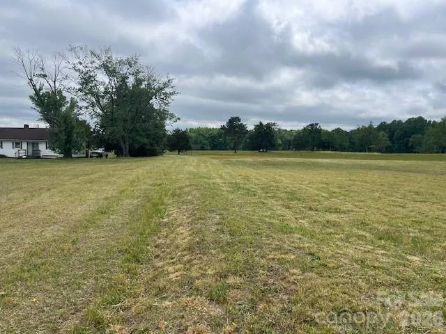 304 Floyd Blackwell Road Tryon, NC 28782