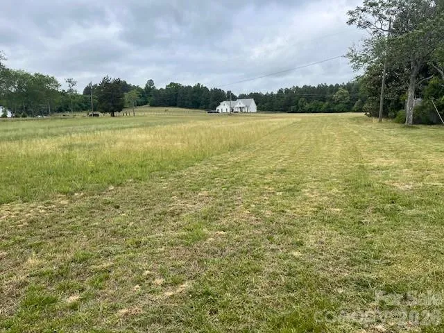 304 Floyd Blackwell Road Tryon, NC 28782