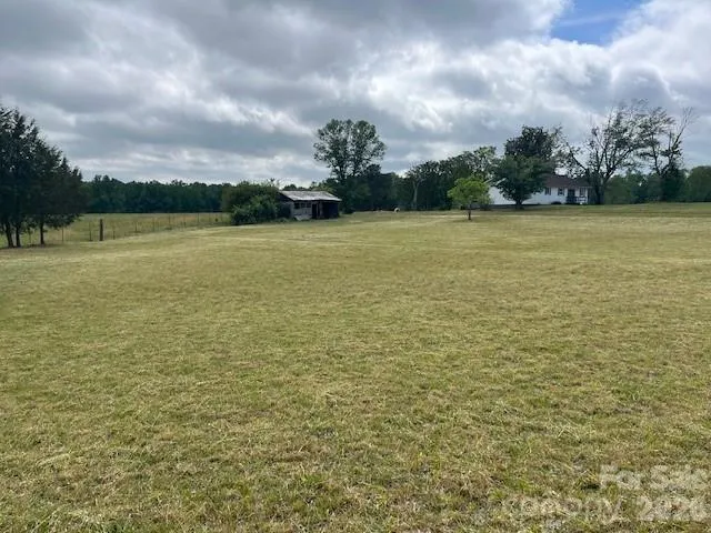 304 Floyd Blackwell Road Tryon, NC 28782