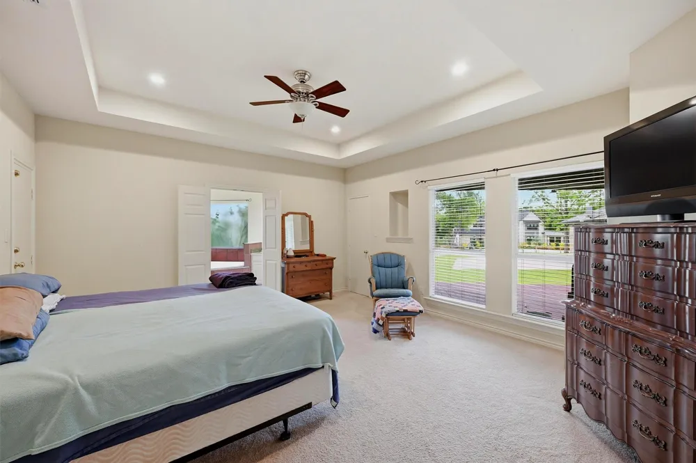 66 Tucker Street Pottsboro, TX 75076