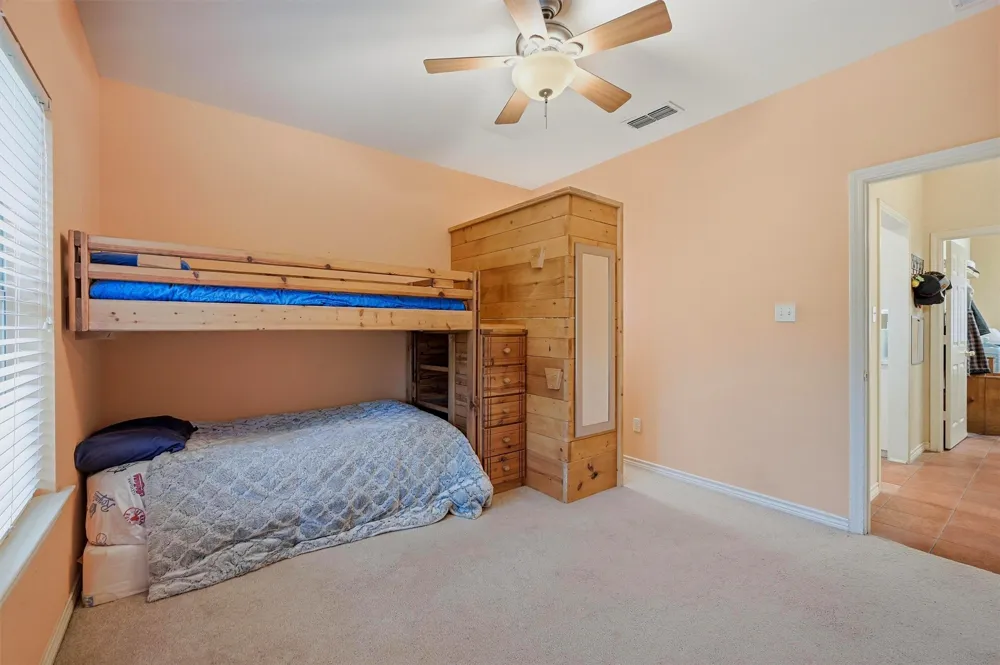 66 Tucker Street Pottsboro, TX 75076