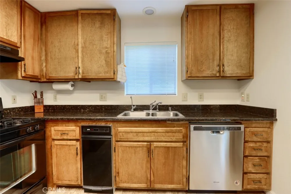 7430 Henness Ridge Road Yosemite, CA 95389