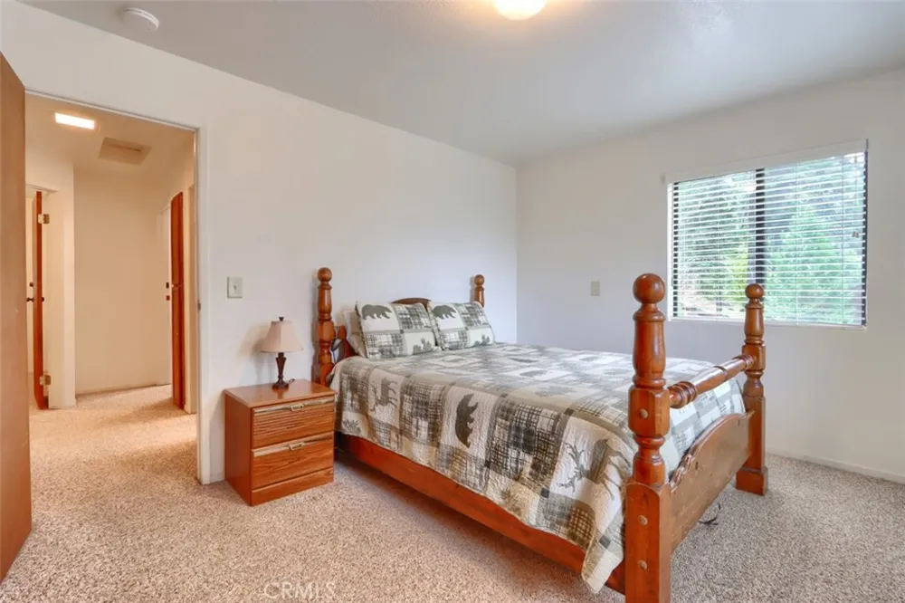 7430 Henness Ridge Road Yosemite, CA 95389