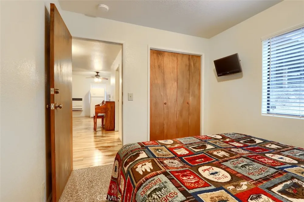 7430 Henness Ridge Road Yosemite, CA 95389