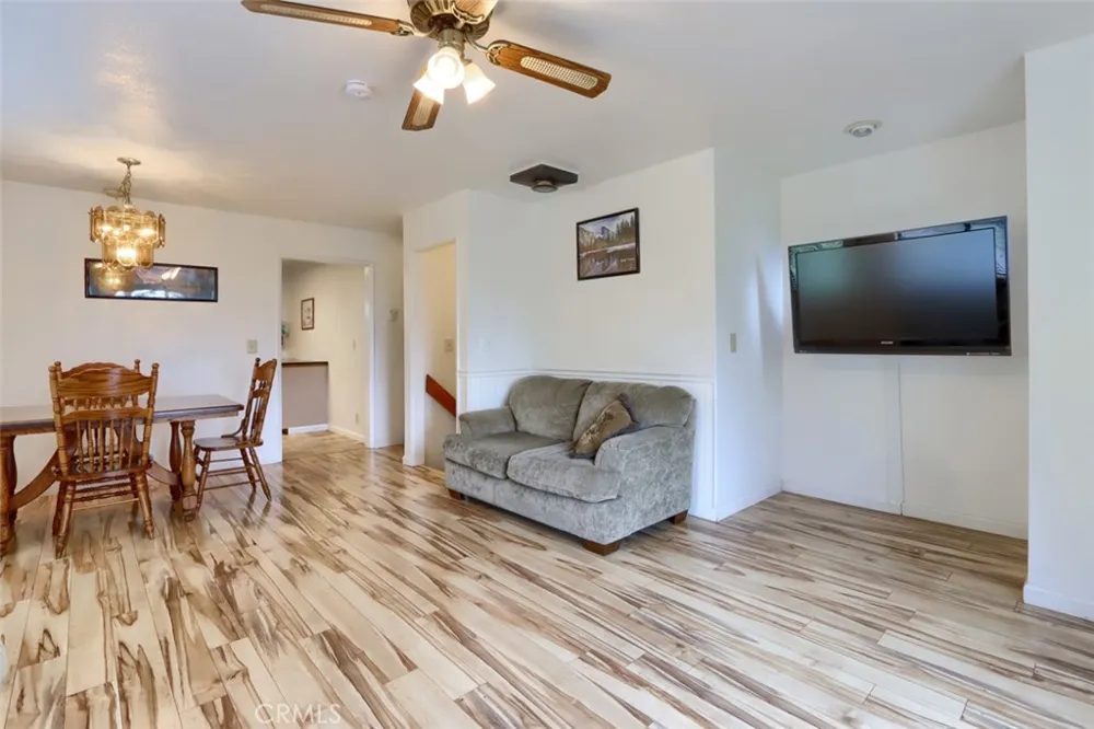 7430 Henness Ridge Road Yosemite, CA 95389