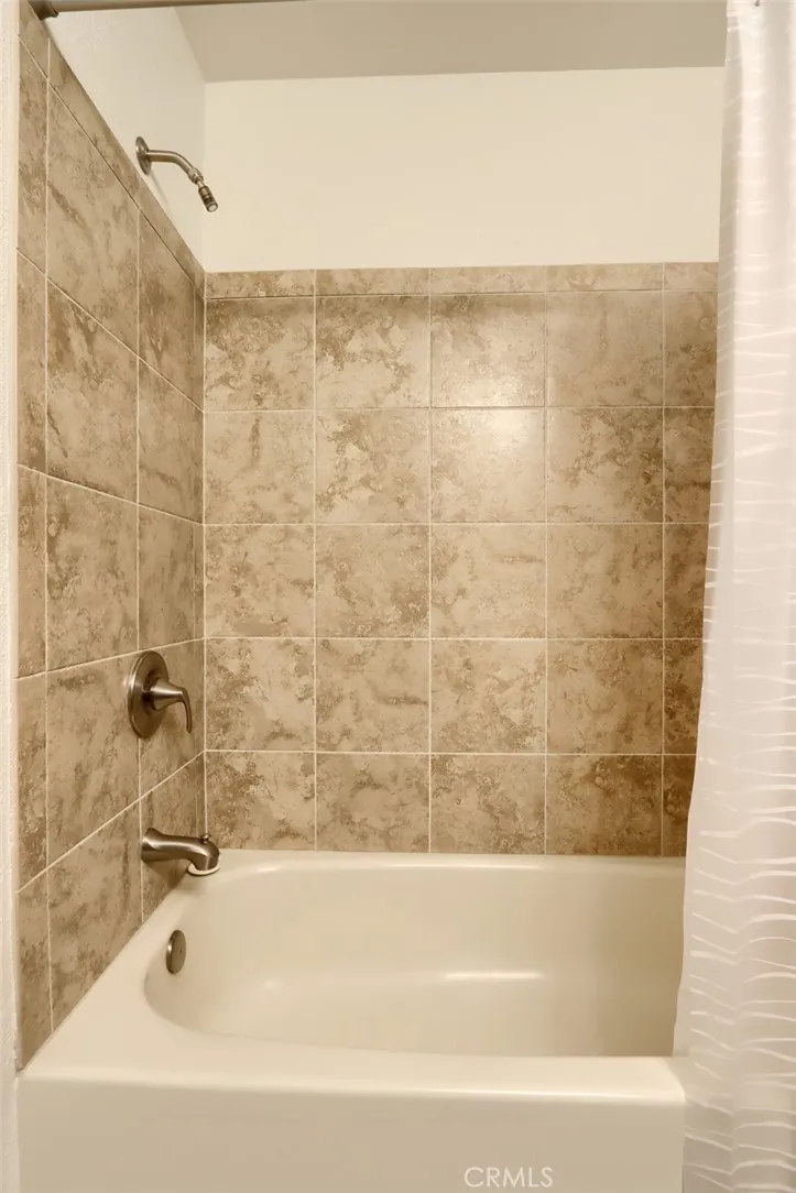 7430 Henness Ridge Road Yosemite, CA 95389