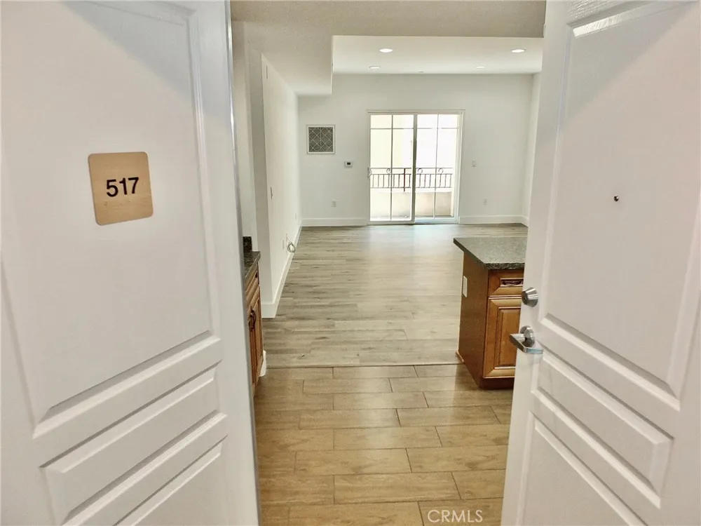 11 S 3rd #517 Alhambra, CA 91801