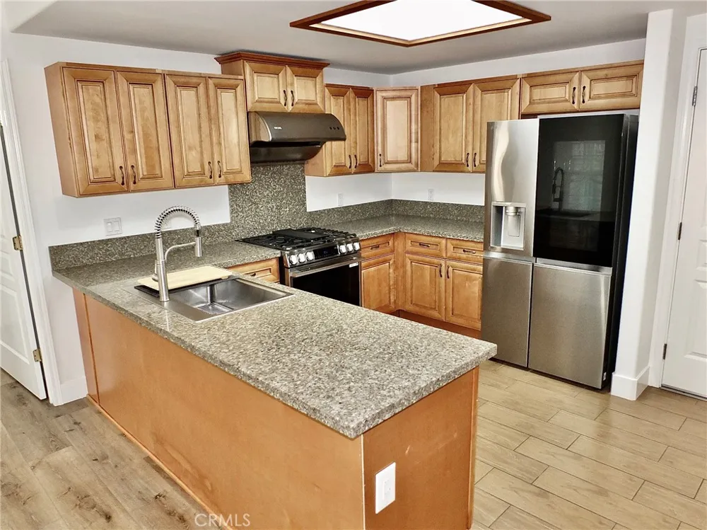 11 S 3rd #517 Alhambra, CA 91801