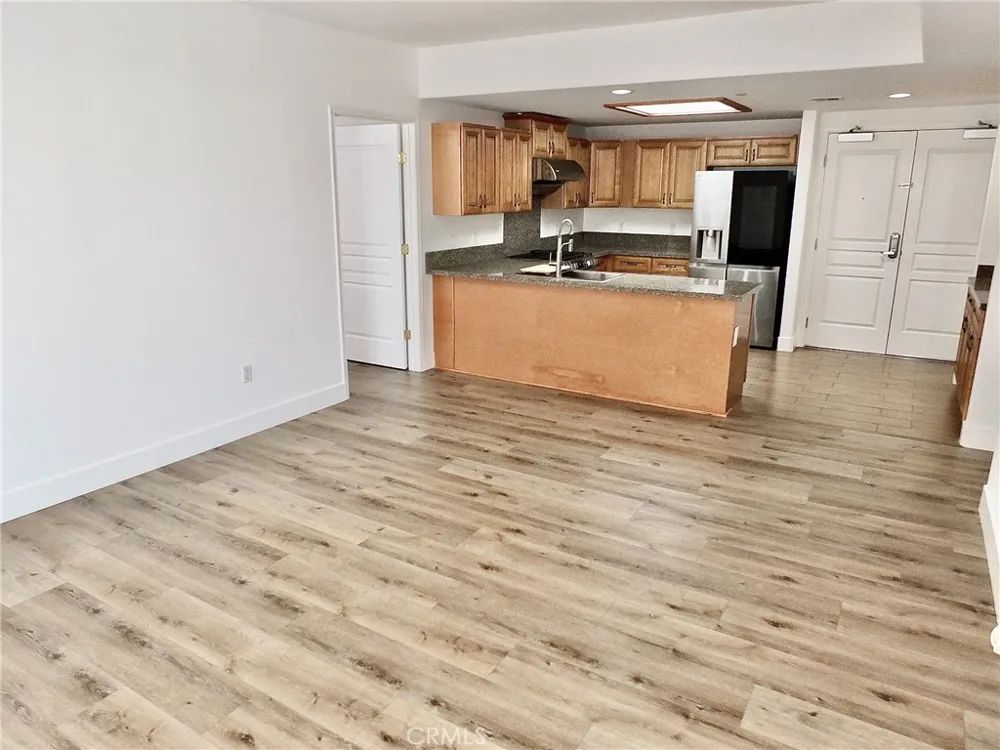 11 S 3rd #517 Alhambra, CA 91801