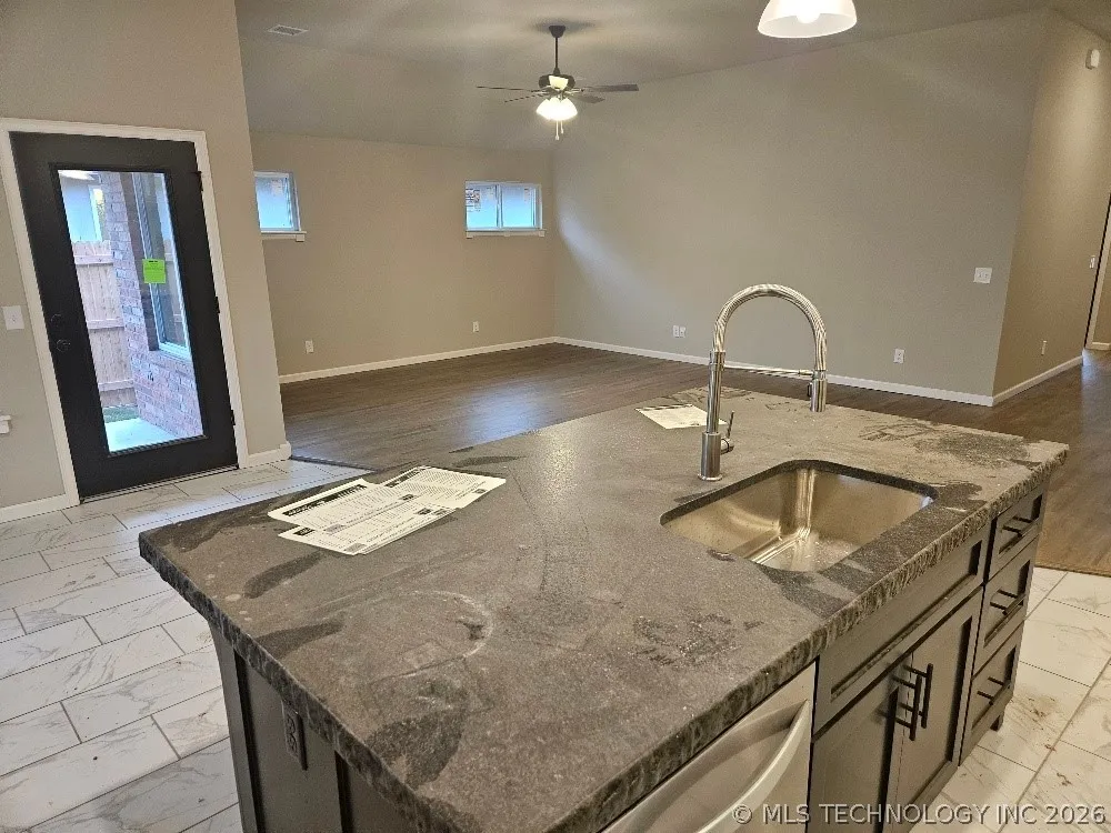 10408 E 132nd Street S Bixby, OK 74008