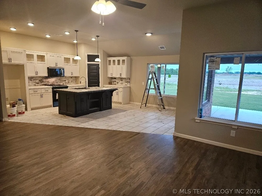 10408 E 132nd Street S Bixby, OK 74008