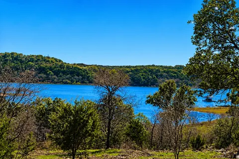 551 Lake View Drive
