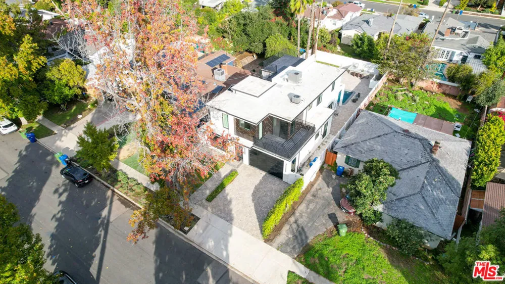 5812 Willis Avenue Sherman Oaks, CA 91411