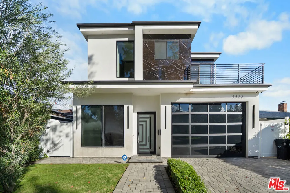 5812 Willis Avenue Sherman Oaks, CA 91411