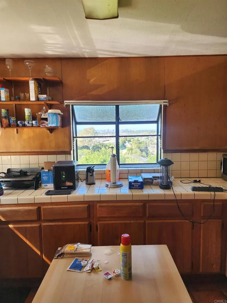 6367 Madrone Avenue San Diego, CA 92114