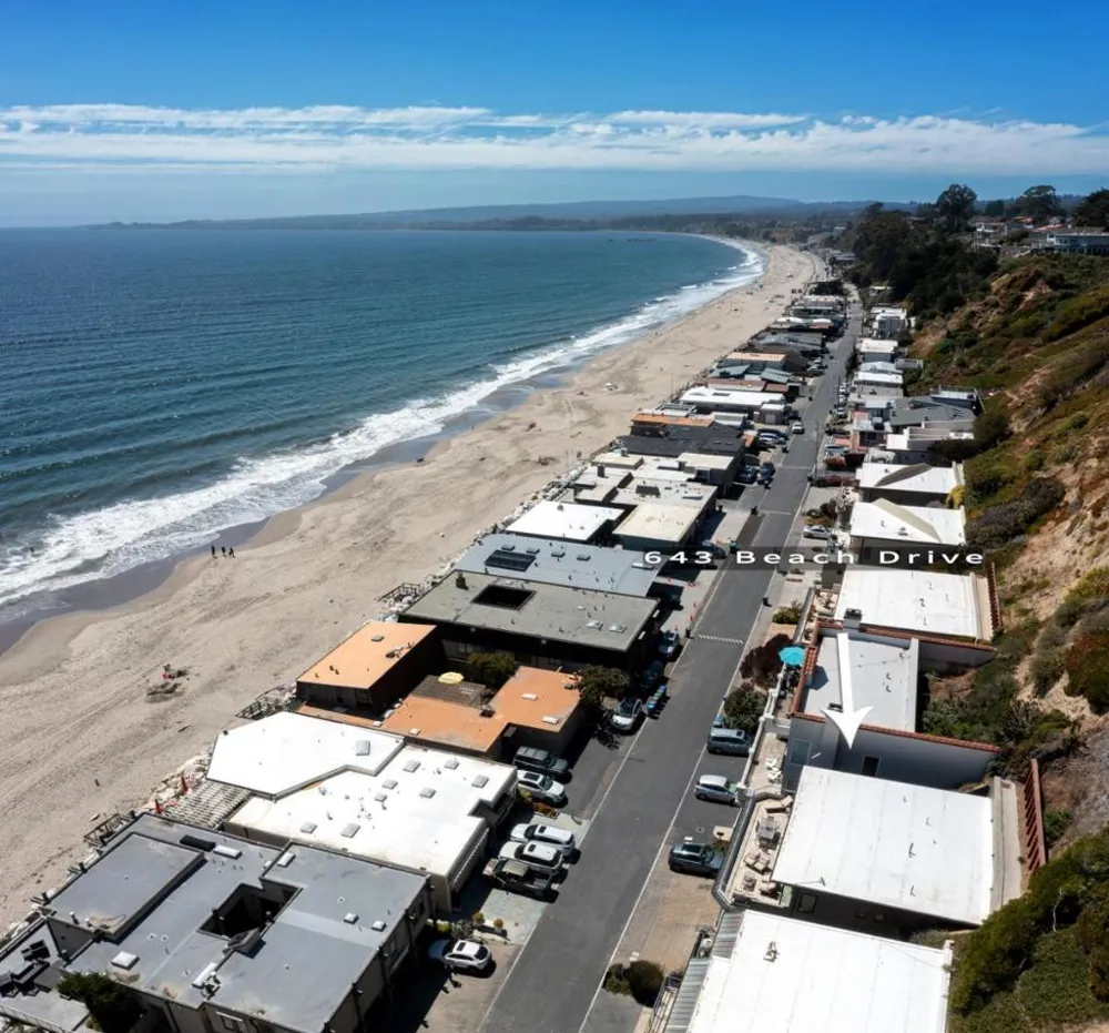 643 Beach Drive Aptos, CA 95003