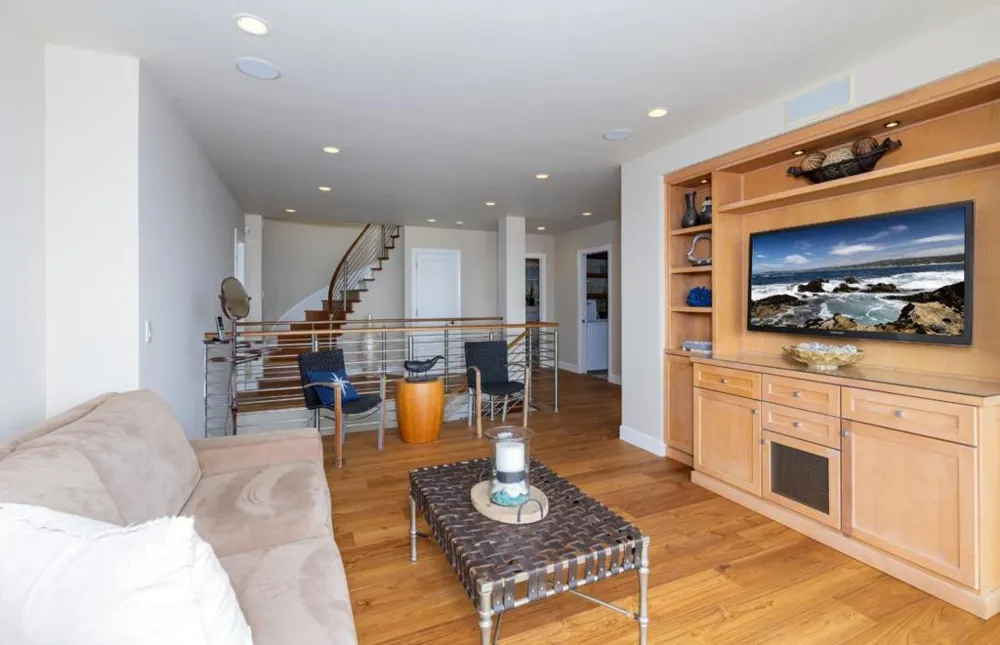643 Beach Drive Aptos, CA 95003