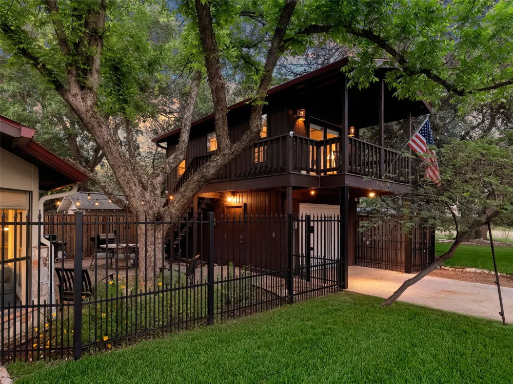 299 W Edgewater Terrace New Braunfels, TX 78130