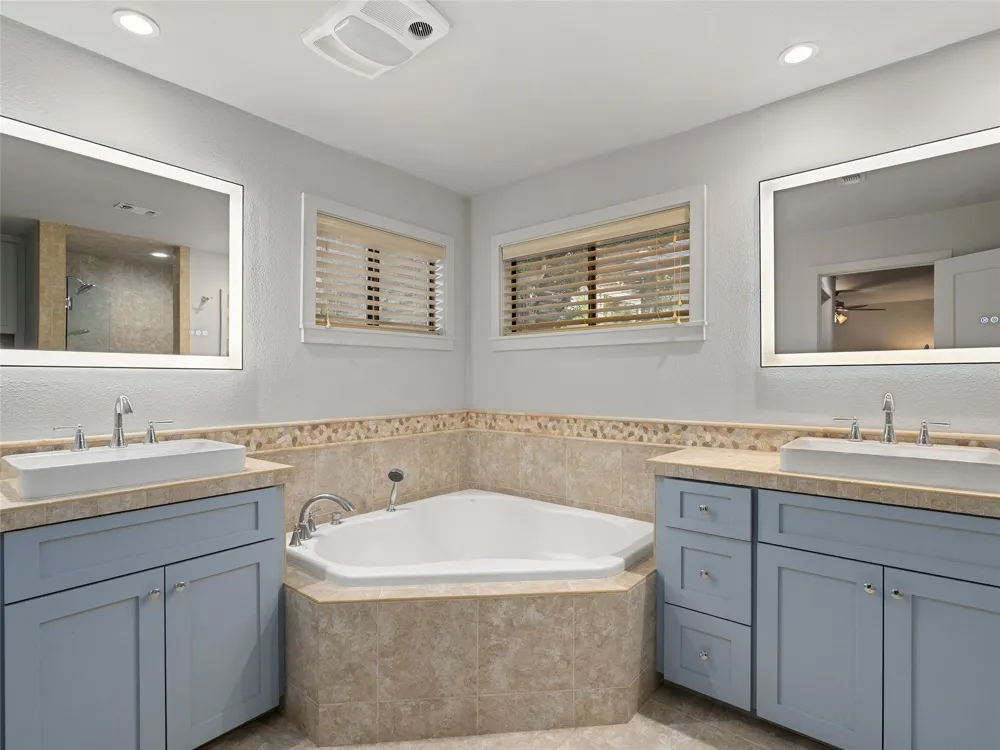 299 W Edgewater Terrace New Braunfels, TX 78130