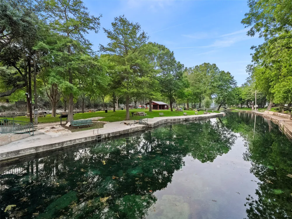 299 W Edgewater Terrace New Braunfels, TX 78130