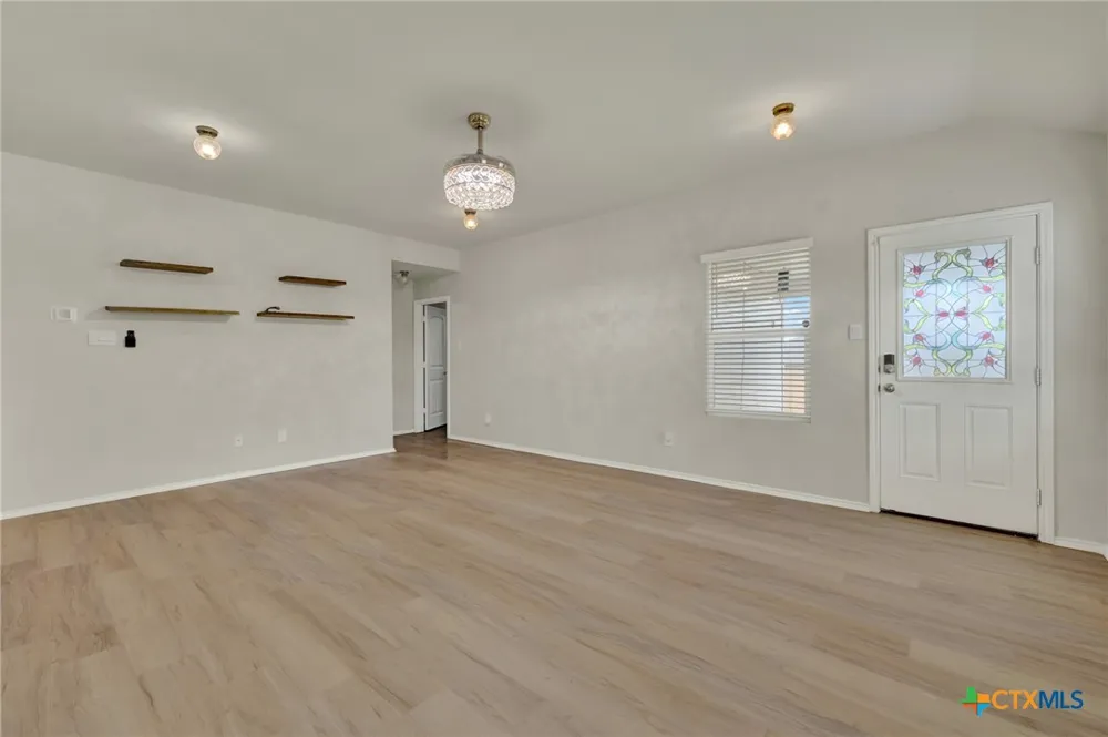 800 Bahia Place Seguin, TX 78155