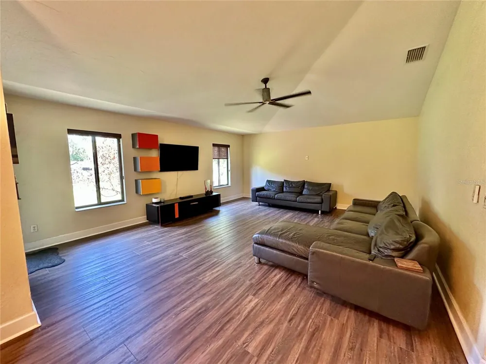 7759 ESTATES DRIVE North Port, FL 34291