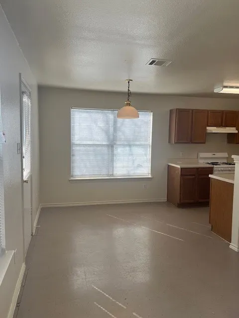 1105 Christopher Drive #B Round Rock, TX 78681