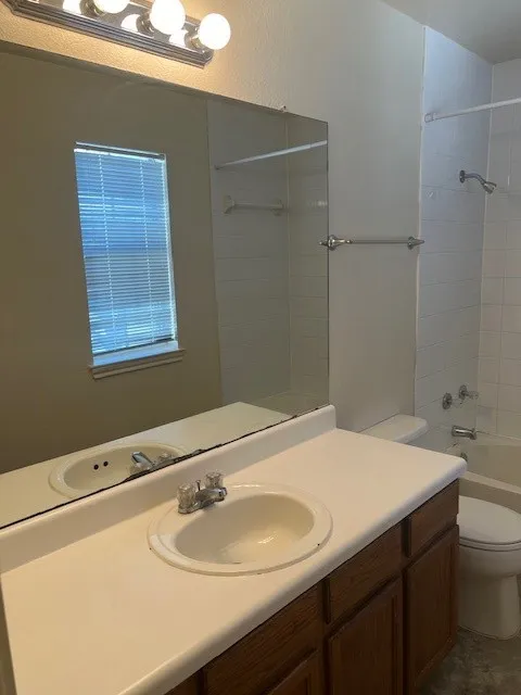 1105 Christopher Drive #B Round Rock, TX 78681