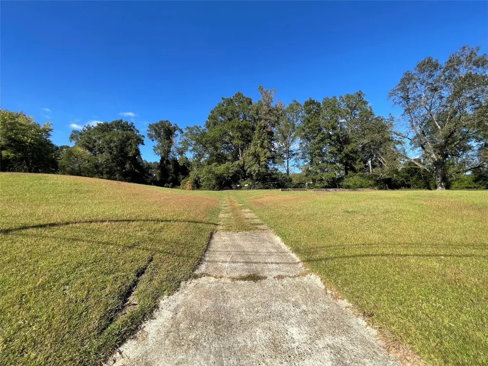 North Main Street Homer, LA 71040