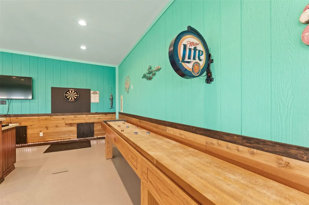 742 Bay Drive Palacios, TX 77465