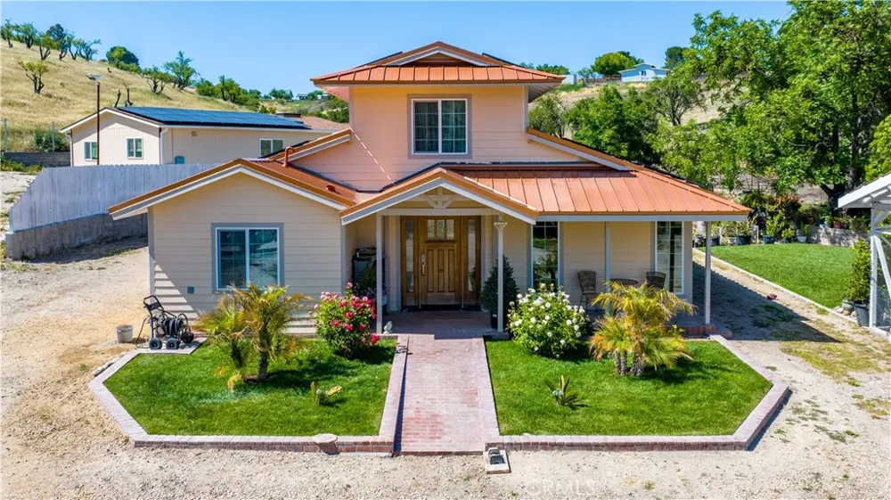 3890 Hillcrest Templeton, CA 93465