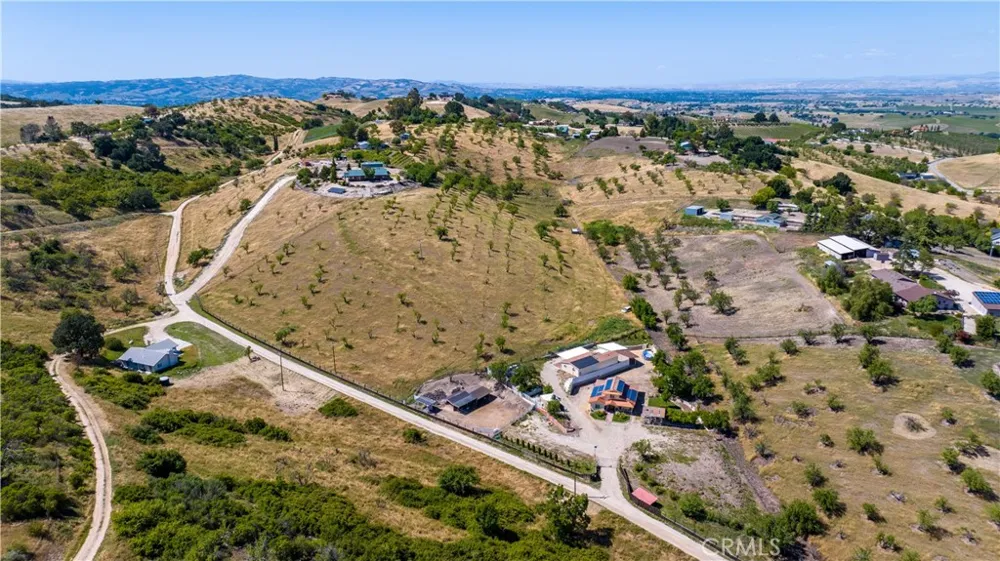 3890 Hillcrest Templeton, CA 93465