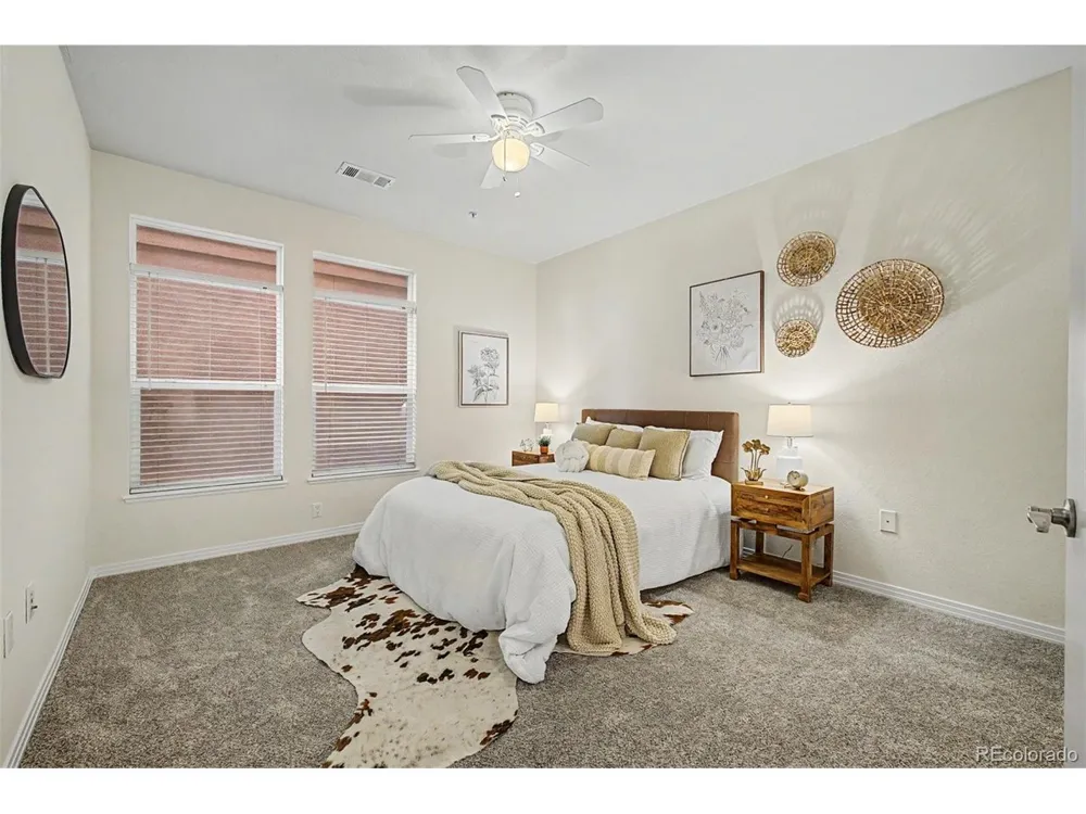10184 Park Meadows Drive #1206 Lone Tree, CO 80124