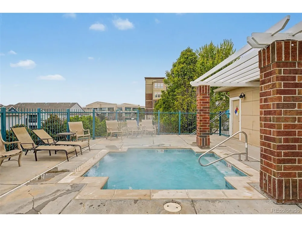 10184 Park Meadows Drive #1206 Lone Tree, CO 80124