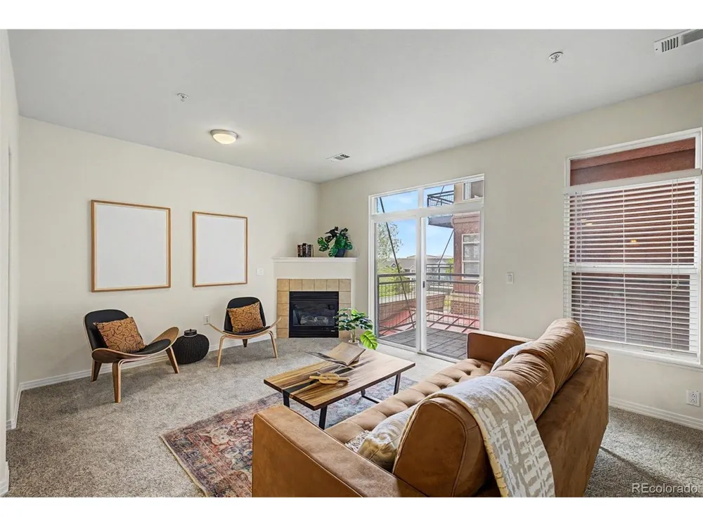 10184 Park Meadows Drive #1206 Lone Tree, CO 80124