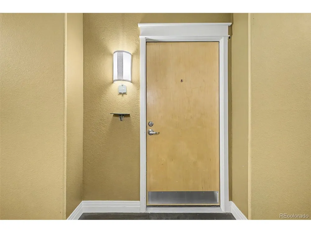 10184 Park Meadows Drive #1206 Lone Tree, CO 80124