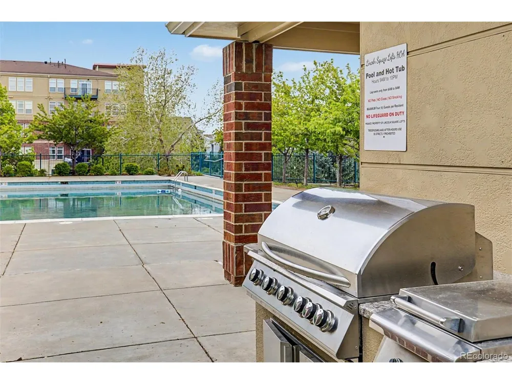 10184 Park Meadows Drive #1206 Lone Tree, CO 80124