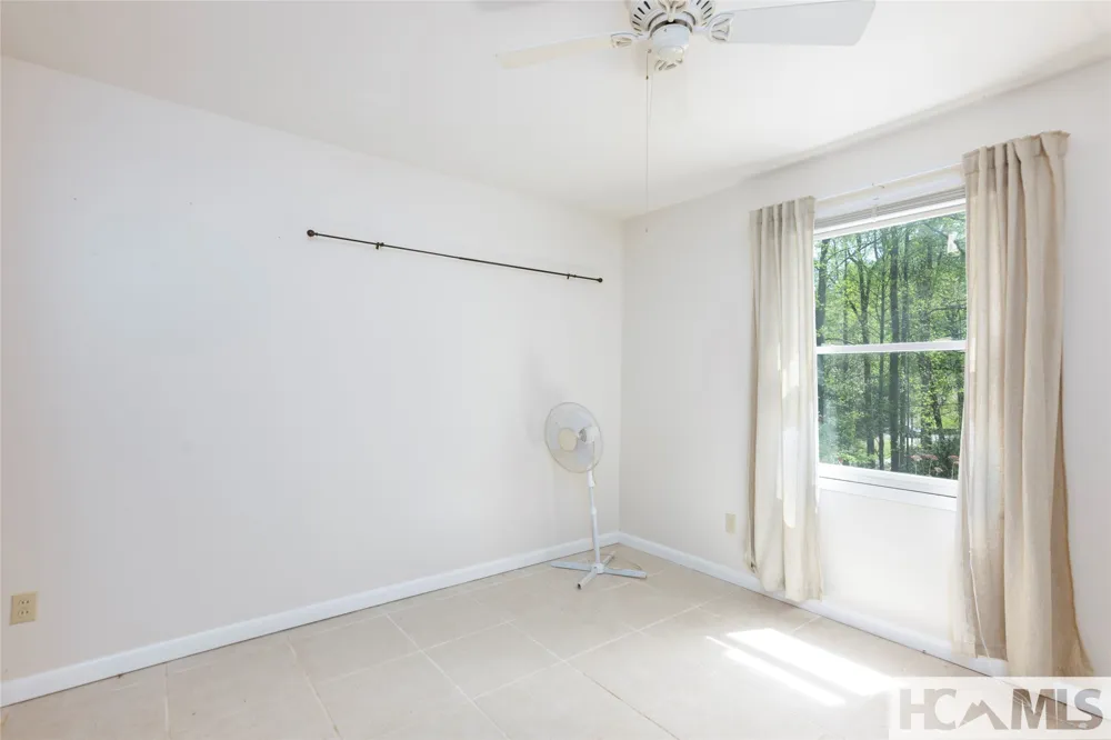 138 Stillwagon Lane Cedar Mountain, NC 28718