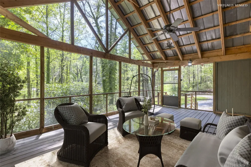 138 Stillwagon Lane Cedar Mountain, NC 28718