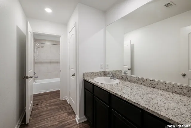 14926 HARBOR LNDG Von Ormy, TX 78073