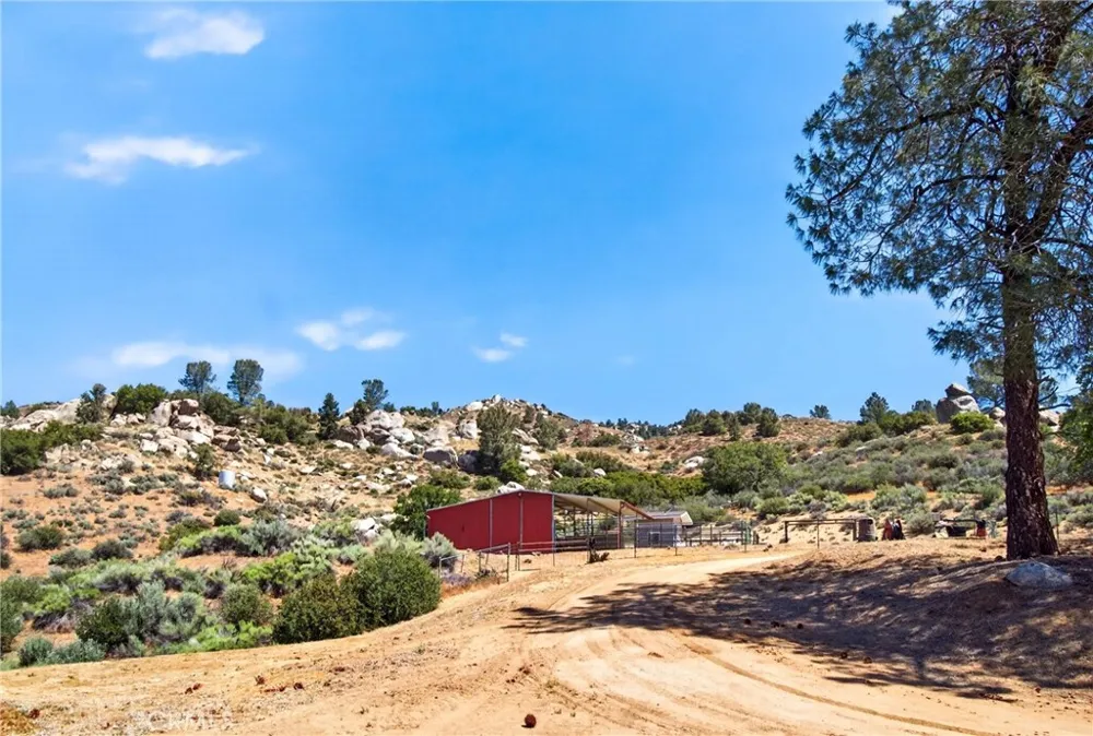 15185 Rancheria Creek Road Caliente, CA 93518
